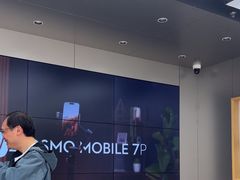 -DJI大疆(深圳华强北曼哈授权体验店)