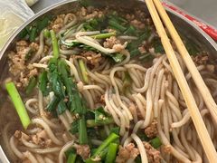 -正宗杨记普洱酸醋米线(总店)