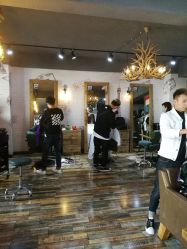 -FT菲瞳美发沙龙