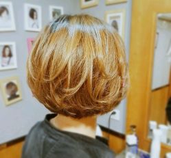 蛋卷发-水灵珑美容造型中心