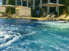 -澳门瑞吉酒店室外泳池