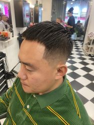 -HEADSTAR BARBERSHOP·男士理发店