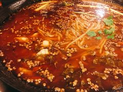 -鸿顺老铁锅美蛙鱼府(解放碑店)