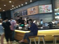 -星巴克臻选(周浦万达店)