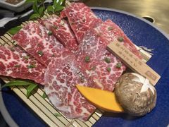 -山川小町·极番烧肉(新地假日广场店)