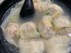 咸蛋黄馄饨-食惠里小笼包面馆(越秀店)