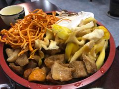 -菌之家·专业纯野生菌火锅·特色炒菌