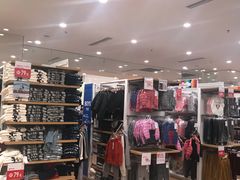 -优衣库(东莞东城万达广场店)