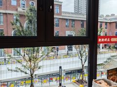 -肥肥虾庄·金牌油焖大虾(杨园滨江时代walk店)