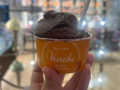 -VENCHI 闻绮(广州太古汇店)