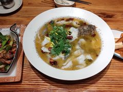 -花溪雨·森林餐厅(石基店)