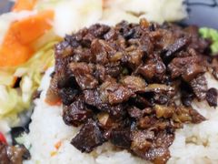 -陈老斯呼尔嗨吃烧烤(科巷店)