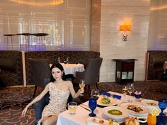 -AZUR聚(香格里拉饭店)