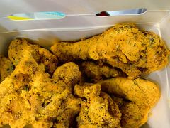 -BHC炸鸡(明洞总店)