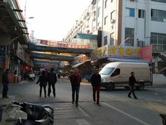 -上海市江桥批发市场经营管理有限公司-停车场