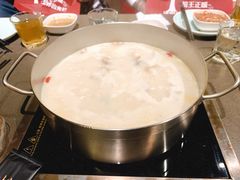 -捞王锅物料理(上海世茂广场店)