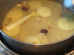 -一席地·本地鸡窝·杭帮鸡火锅(萧山银隆百货店)