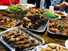 凹腰-岳文生烧烤