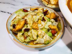 包包菜炒馕-鱼图腾鱼头泡饼(经开万达店)