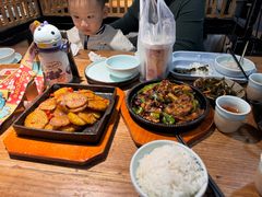 -九锅一堂酸菜鱼(万达广场店)
