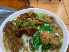 牛腩拼猪肠粉-珍珍小食店(西华路店)