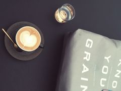 -UNI UNI(环亚凯瑟琳店)