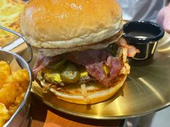 火烤墨西哥鲜椒牛肉汉堡-魏斯理汉堡(西安沣东吾悦店)