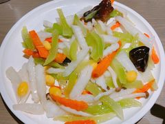 -前海沿·青岛菜(李沧万达店)