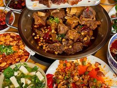 -大众跷脚牛肉馆·非遗传承单位(峨眉山店)