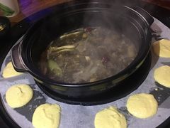 -三人行骨头王火锅(长寿店)