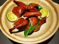 海盐焗乳鸽-小炳胜(卓悦中心店)