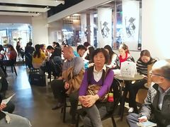 大堂-喜茶(上海正大广场店)