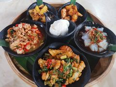 小吃拼盘-啰啰冰屋(景洪总店)