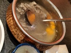 滩羊手抓肉-丝路金桃·新疆菜(徐汇店)