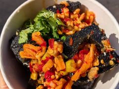 -黑色经典臭豆腐·湖南特产(步行街店)