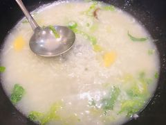 -海大大蒸汽海鲜餐厅·粤菜·特色小炒(欢乐颂店)