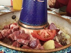-毛辣果·贵州红酸汤牛肉火锅(西单店)