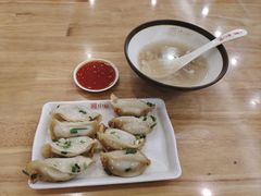 -小姜锅贴(凤凰街店)