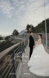 -蒙娜丽莎婚纱摄影(鲁邦店)