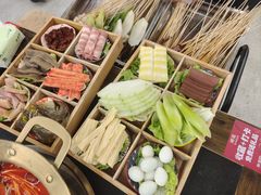 -娜姐鲜牛肉串串火锅(藏龙岛店)