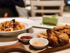 -必胜客(大坪英利店)
