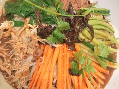 -云海肴·汽锅鸡·云南菜(天山百盛优客店)