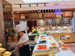 -腾阁自助餐厅(朝林广场店)
