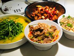 -渔语鱼酸菜鱼新川菜(来福士店)