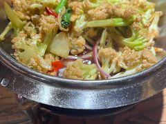 -麻辣总动员·川派海鲜·现炒浇头面·自贡菜(五彩城店)