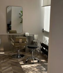 -Hair Co.一间沙龙