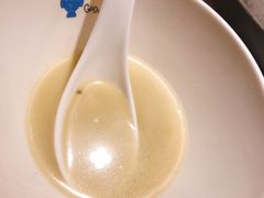 -咕嘟草帽鱼·牛奶一样的鲜鱼汤(天鹅湖万达广场店)