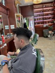 -尼特斯男士发型馆