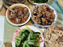 -天鹅到家·保姆月嫂育儿嫂(蔚蓝海岸店)