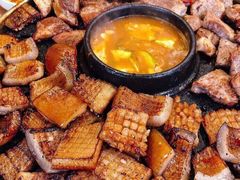 -江南猪肉商会无限续吃(弘大店)
